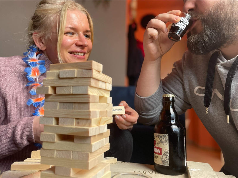 Trinkspiel 'Drunken Tower'